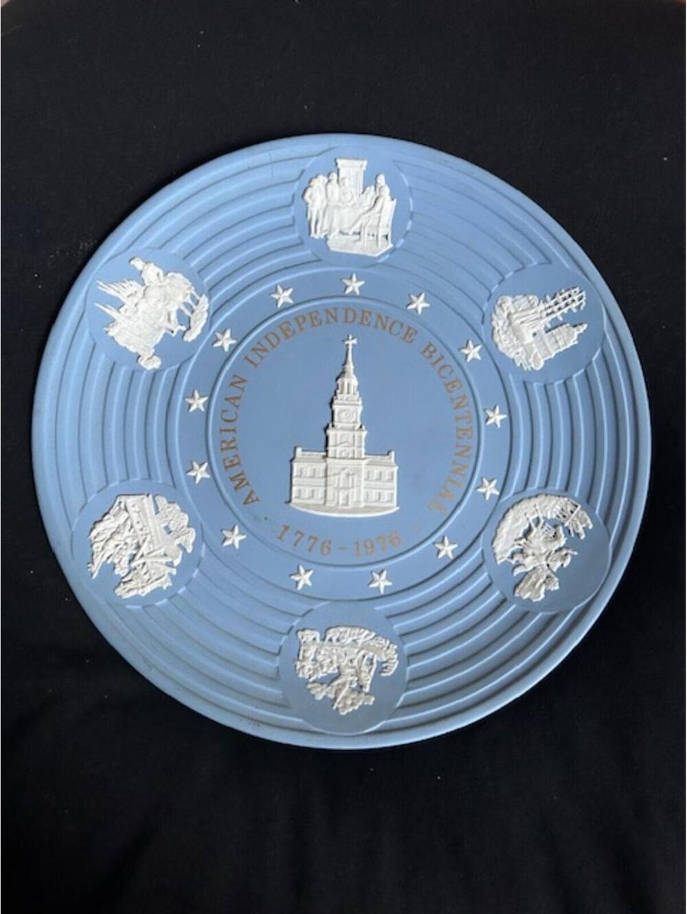 Wedgwood American Independence Bicentennial 1976 Commemorative Plate